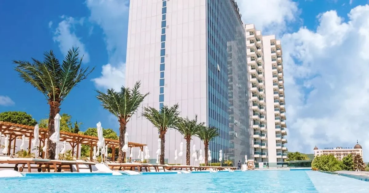 INTERNATIONAL Hotel Casino & Tower Suites property photograph